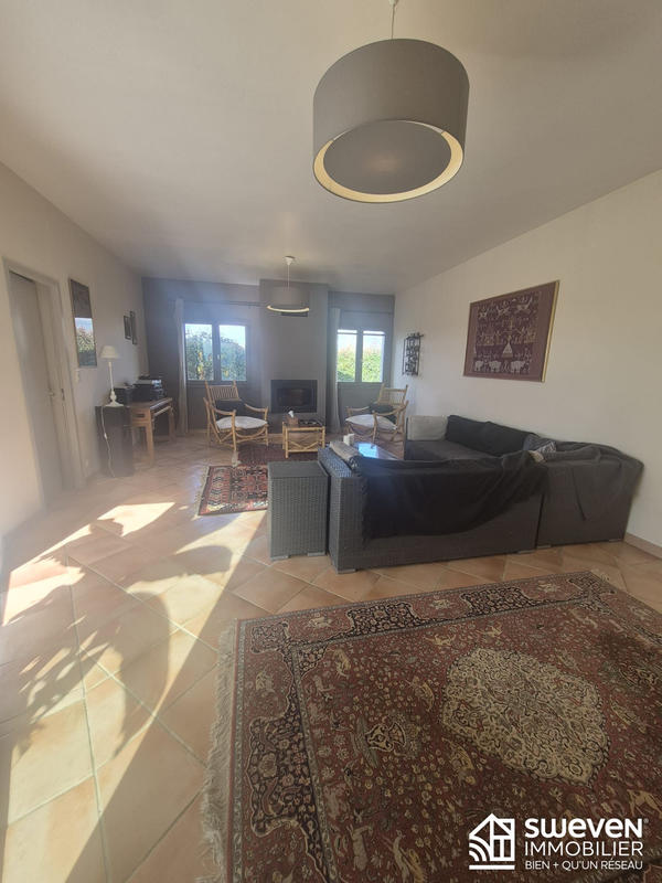 Maison - 191 m² - 7 pièces