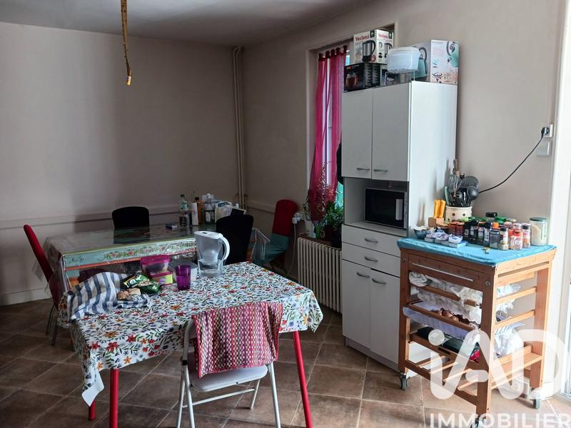 Maison - 94 m² - 5 pièces