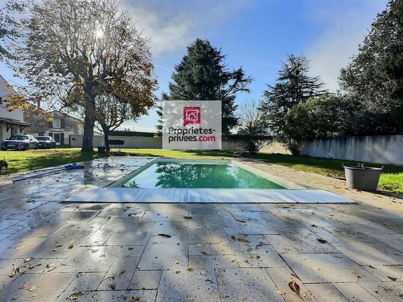 Maison - 177 m² - 6 pièces