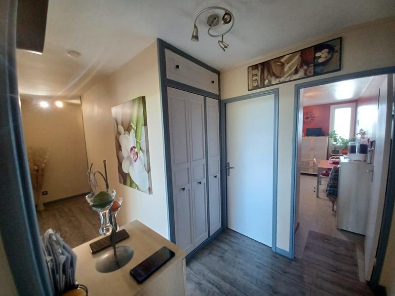 Appartement - 97 m² - 5 pièces