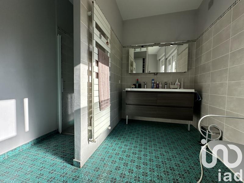 Maison - 340 m² - 15 pièces