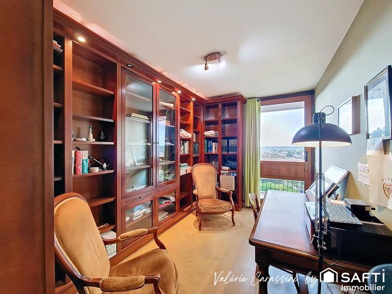 Appartement - 92 m² - 5 pièces