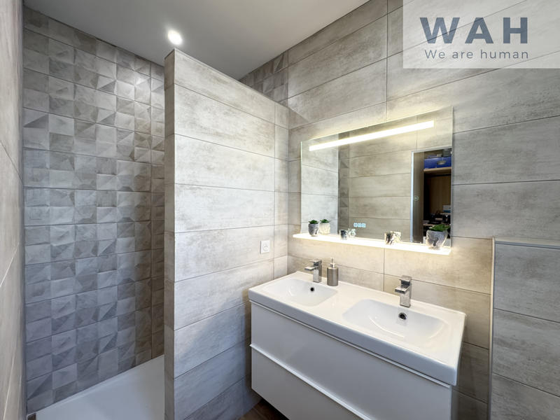 Maison - 151 m² - 6 pièces