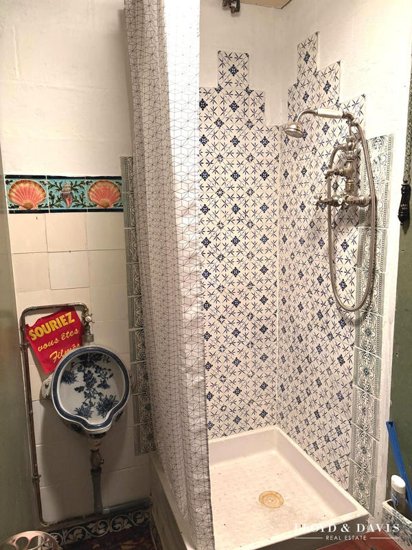 Maison - 405 m² - 5 pièces