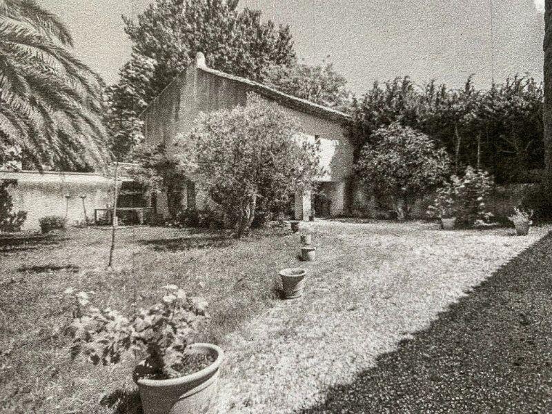 Maison - 280 m² - 8 pièces