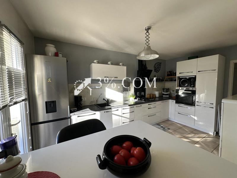 Maison - 98 m² - 5 pièces