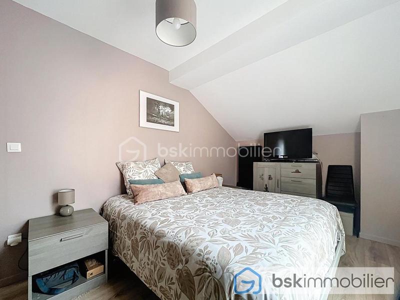 Maison traditionnelle - 90 m² - 5 pièces