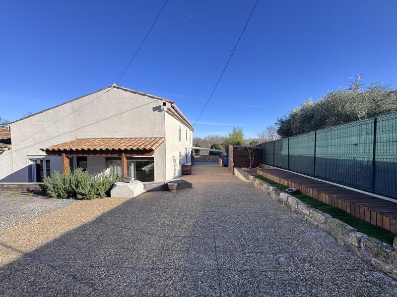 Villa - 155 m² - 8 pièces