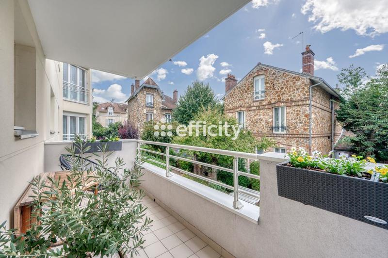 Appartement - 90 m² - 4 pièces