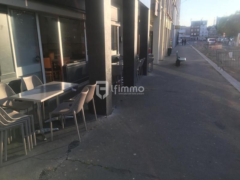 Local commercial - 35 m² - 2 pièces