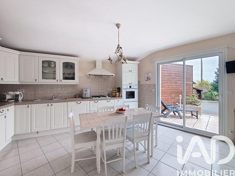 Maison - 127 m² - 6 pièces