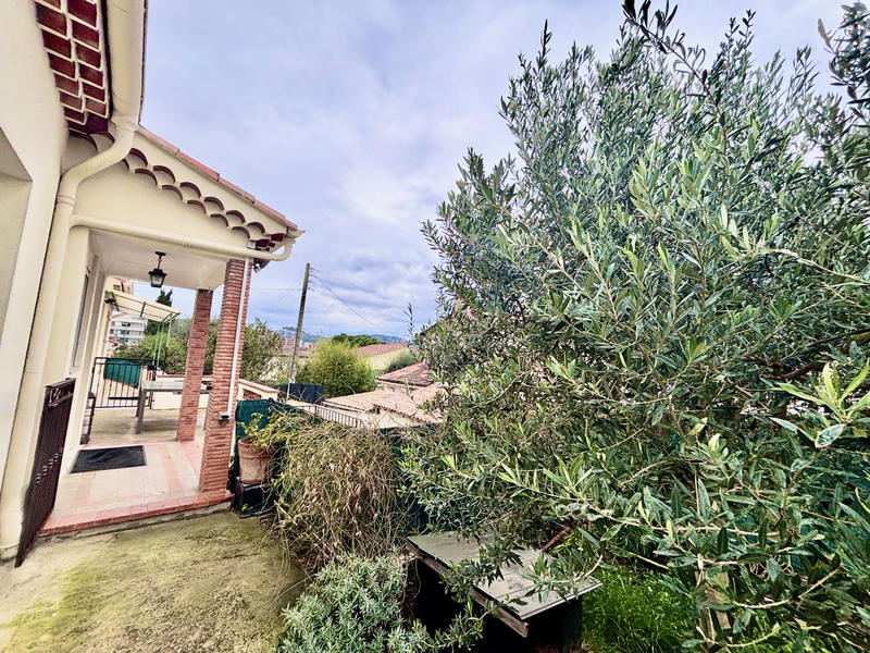 Maison - 185 m² - 6 pièces