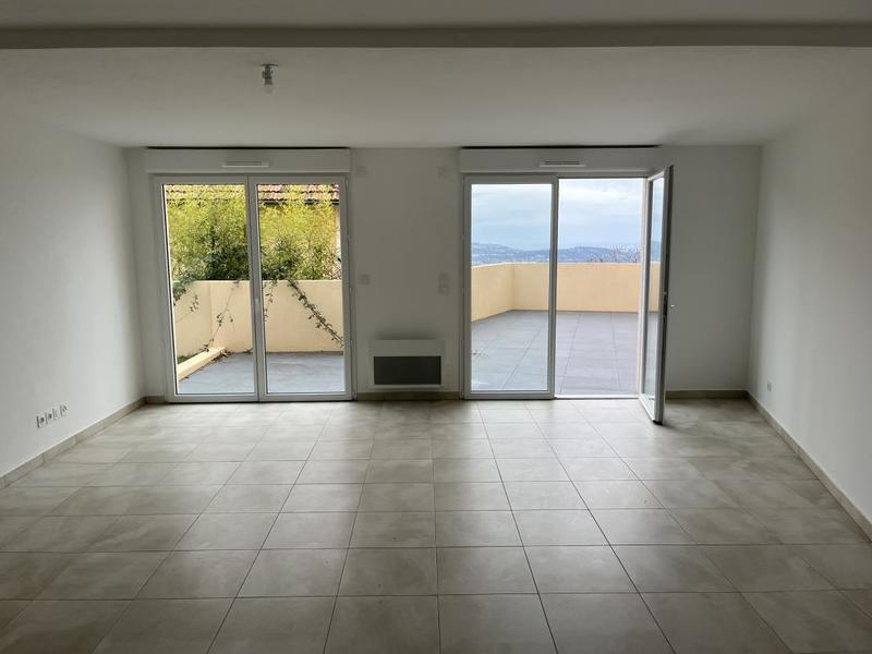 Appartement - 79 m² - 3 pièces