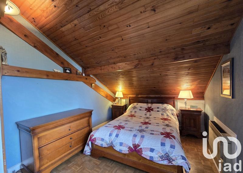 Maison - 99 m² - 5 pièces