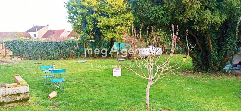 Maison - 180 m² - 7 pièces