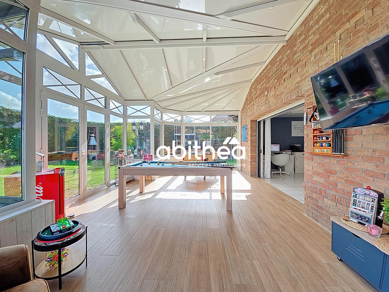 Maison - 182 m² - 6 pièces