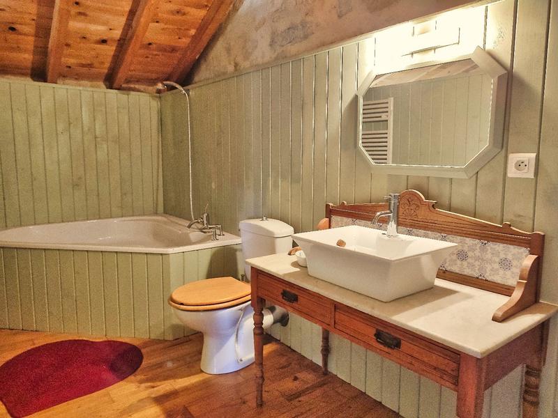 Maison - 386 m² - 10 pièces