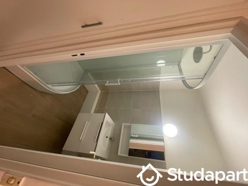 Chambre - 12 m² - 1 pièce