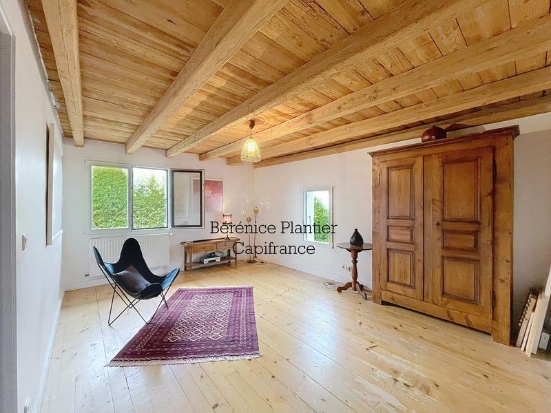 Maison - 143 m² - 5 pièces