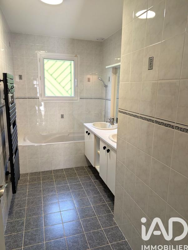 Maison - 161 m² - 6 pièces