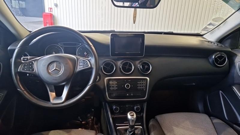 Mercedes Classe a 200 d Intuition