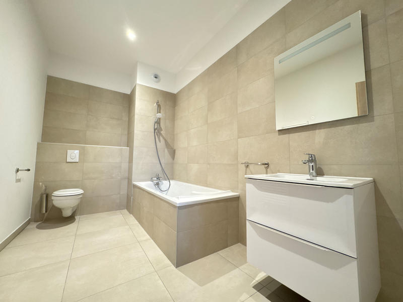 Appartement - 107 m² - 5 pièces