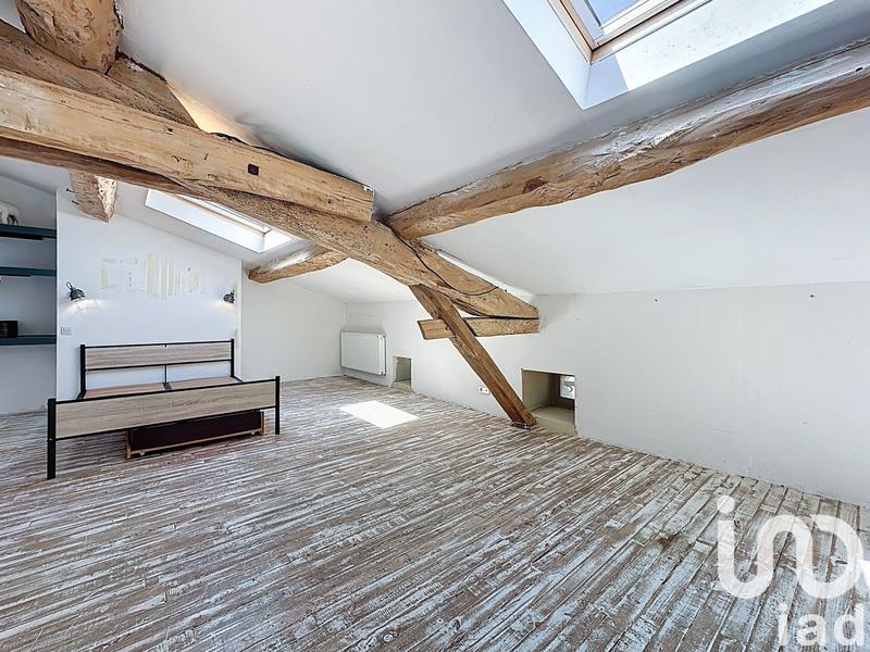 Maison - 410 m² - 11 pièces