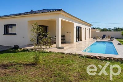 Villa - 137 m² - 4 pièces