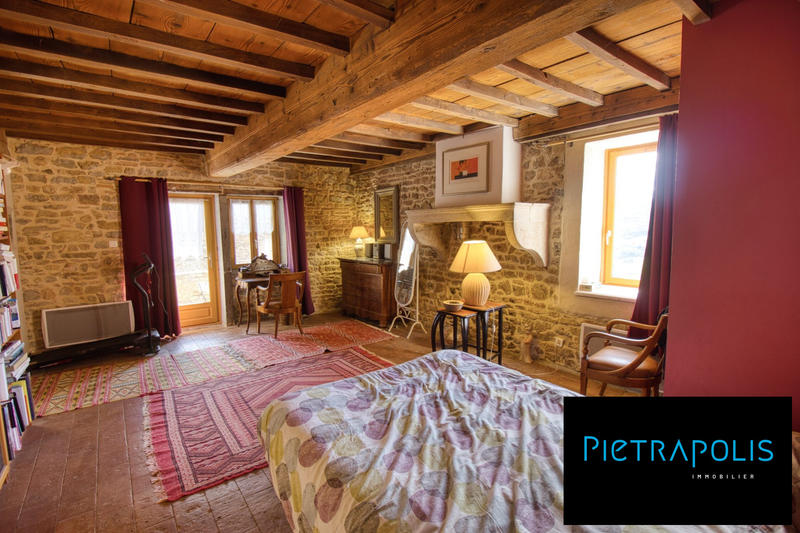 Maison ancienne - 170 m² - 6 pièces