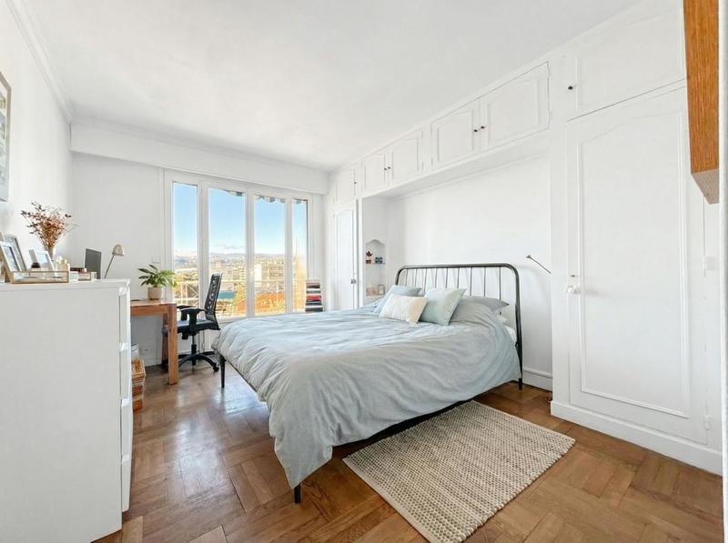 Appartement - 80 m² - 3 pièces