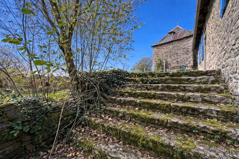 Maison - 84 m² - 5 pièces