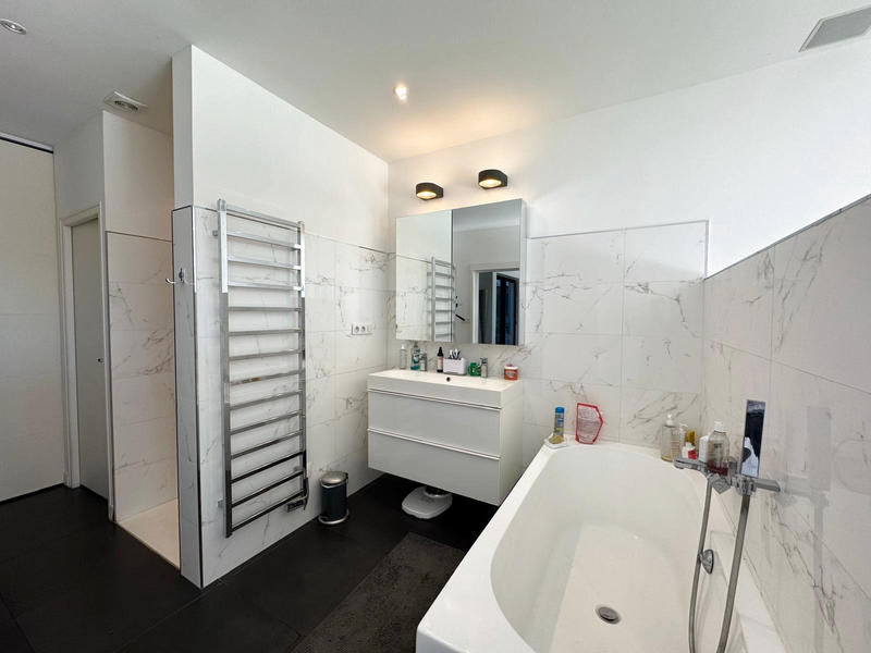 Maison - 160 m² - 4 pièces