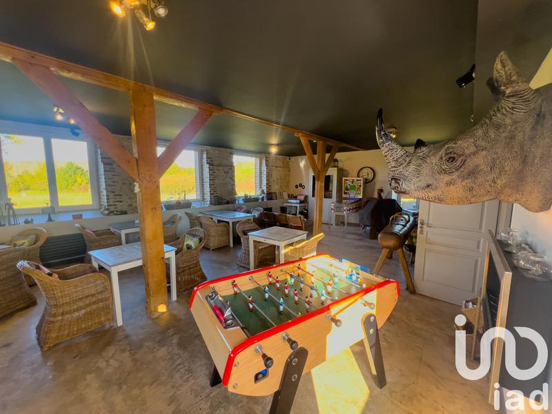 Maison - 513 m² - 11 pièces