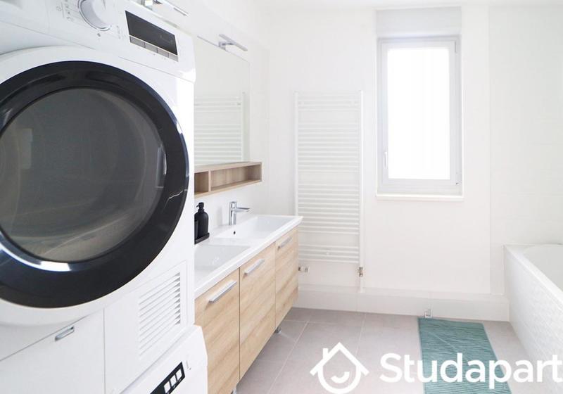 Chambre - 11 m² - 1 pièce