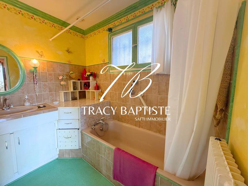 Maison - 334 m² - 9 pièces