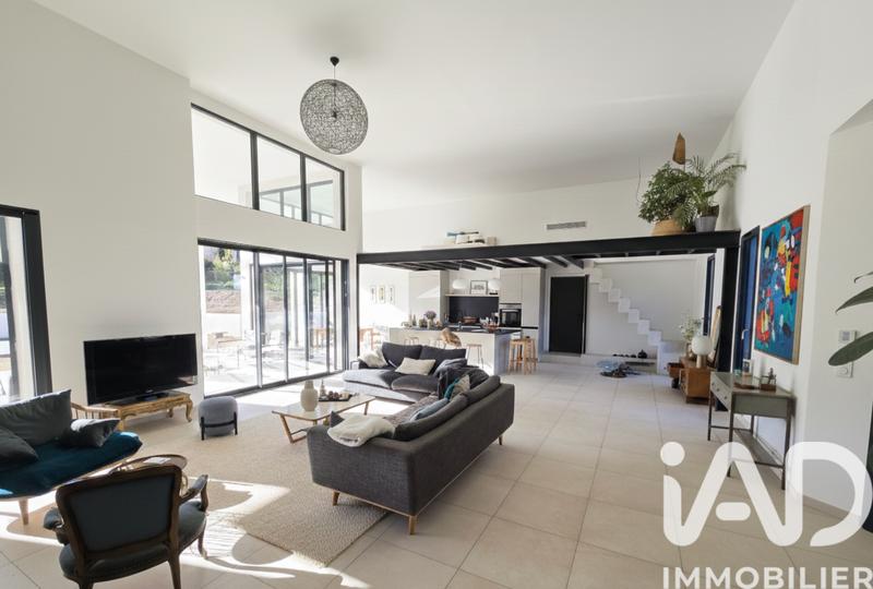 Maison de maîtres - 230 m² - 5 pièces