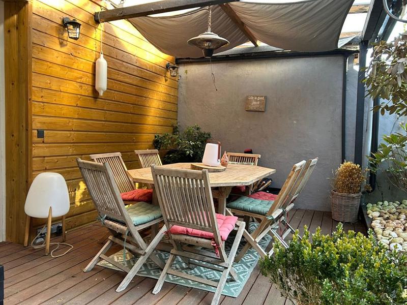 Maison - 140 m² - 8 pièces