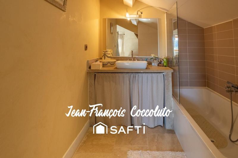 Maison - 350 m² - 13 pièces