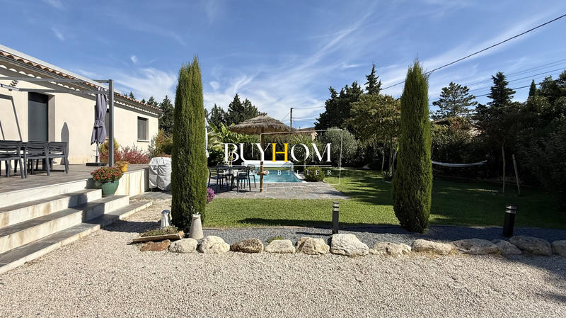 Maison - 93 m² - 4 pièces