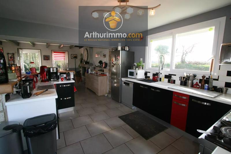 Maison - 99 m² - 4 pièces