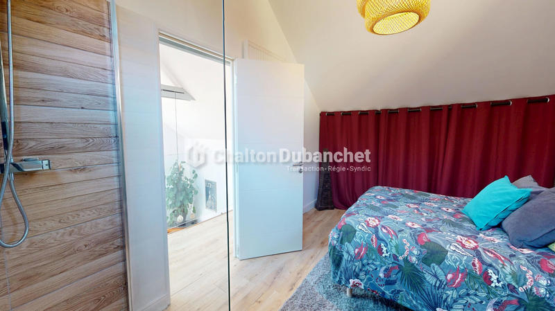Loft - 188 m² - 5 pièces