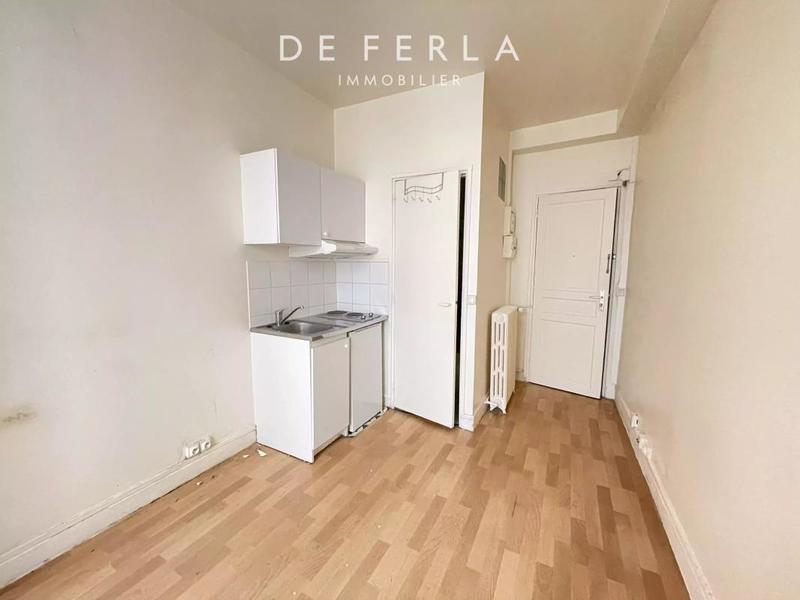 Studio - 12 m² - 1 pièce