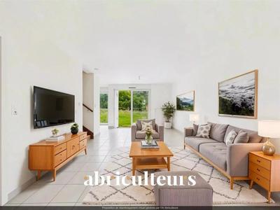 Maison - 97 m² - 5 pièces