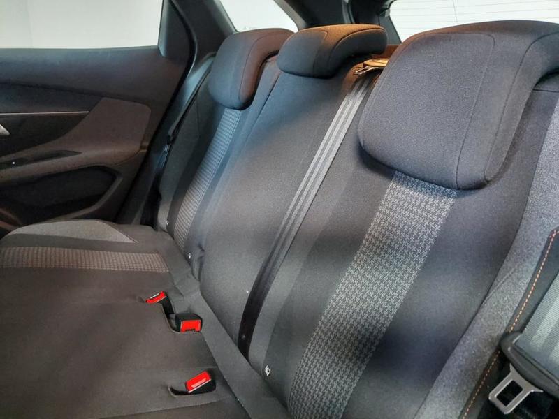 Peugeot 3008 BlueHDi 130 s&amp;amp;S Eat8 Active Pack