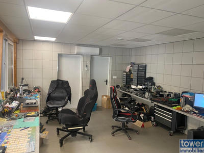 Local d'activités - 454 m²