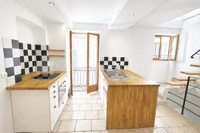 Maison de village - 80 m² - 3 pièces