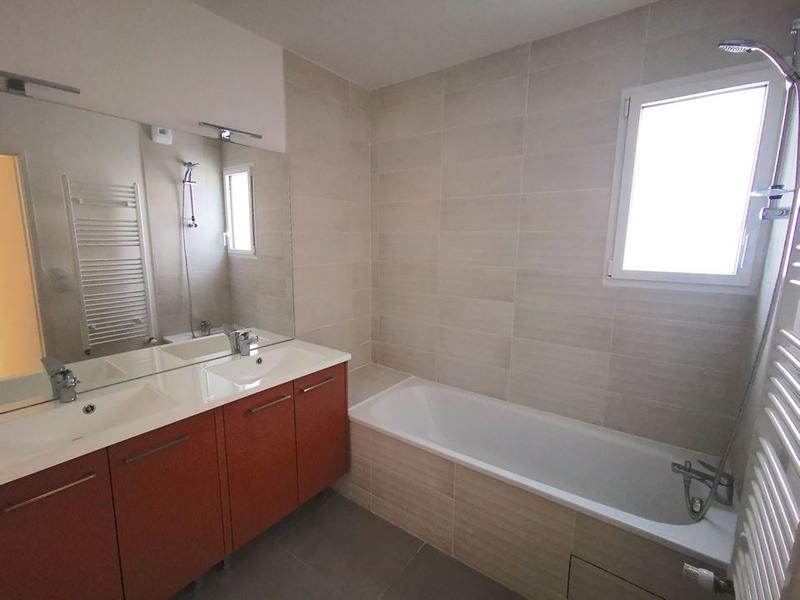 Appartement - 102 m² - 4 pièces