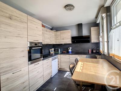 Duplex - 106 m² - 4 pièces