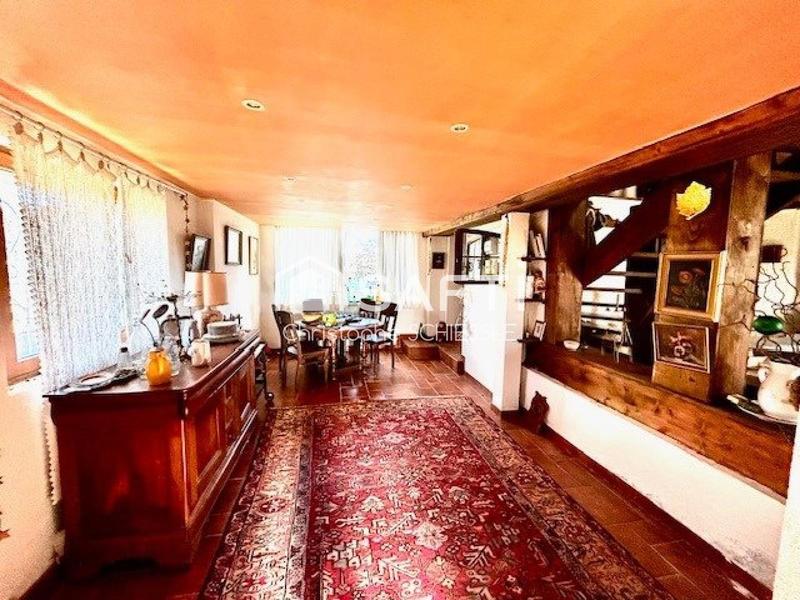 Maison - 189 m² - 8 pièces