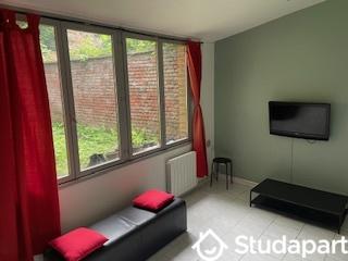 Chambre - 9 m² - 1 pièce